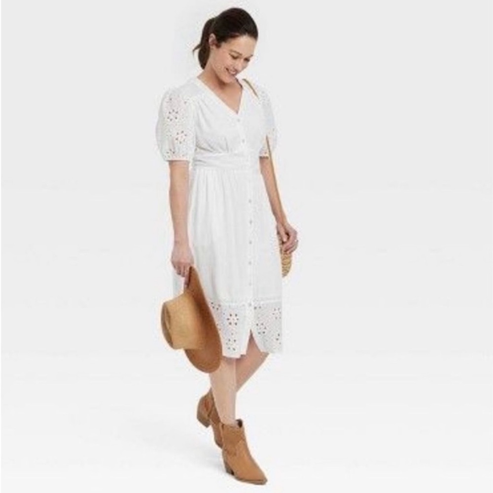 Knox Rose eyelet dress